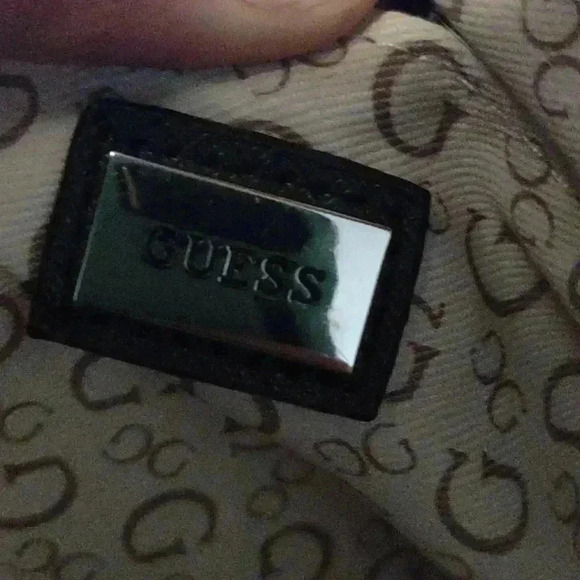 Guess large black 2 handle handbag - Picture 8 of 8